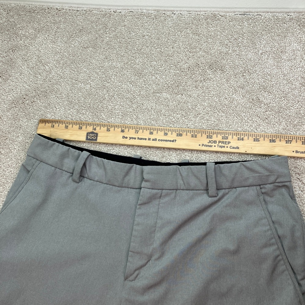 Nike Mens 34 Golf Shorts Gray Dri-Fit Flat Front Performance CU9740 - Picture 6 of 9
